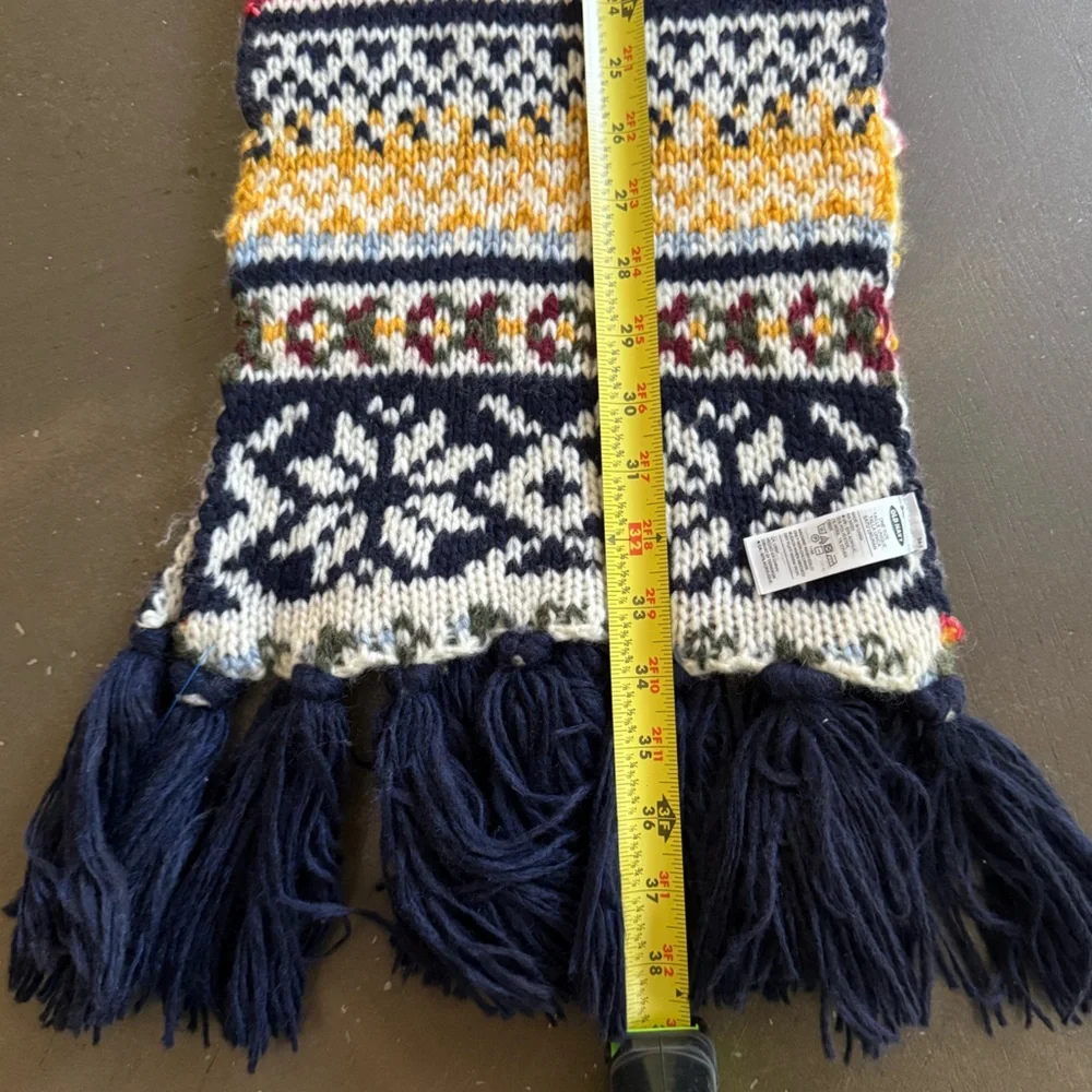 Old Navy Fair Isle Multicolor Knit Scarf 9”X 72” Navy Red Yellow Wool Nordic